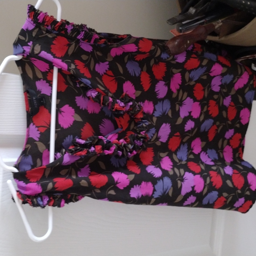 J Crew sleeveless blouse